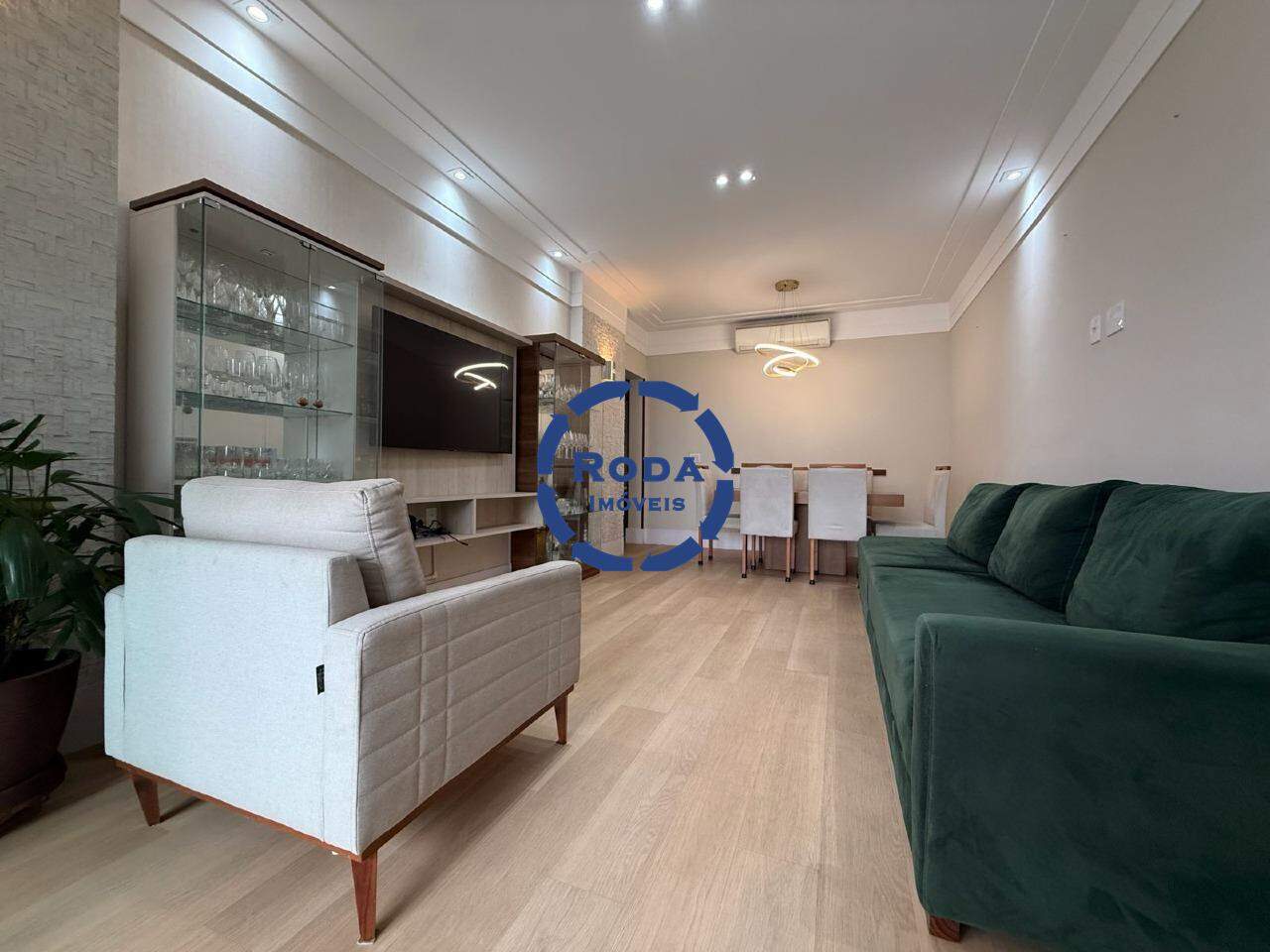 Apartamento à venda no Ponta da Praia: 