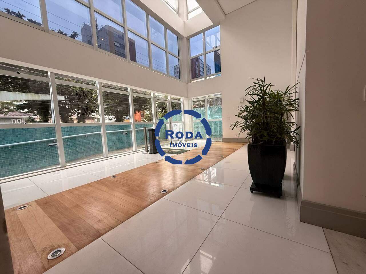 Apartamento à venda no Ponta da Praia: 