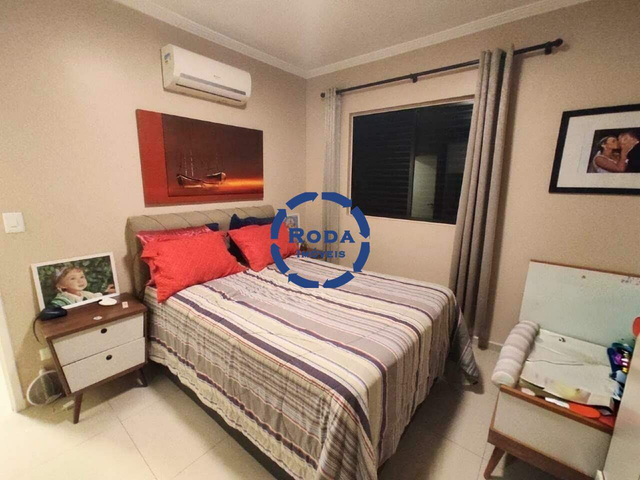 Apartamento à venda no Ponta da Praia: 