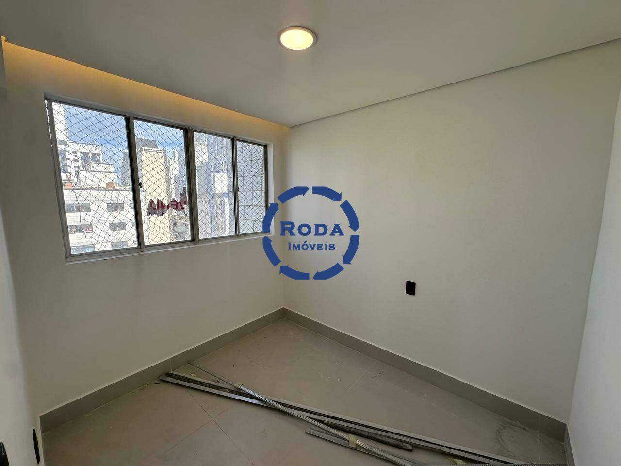 Apartamento à venda no Ponta da Praia: 