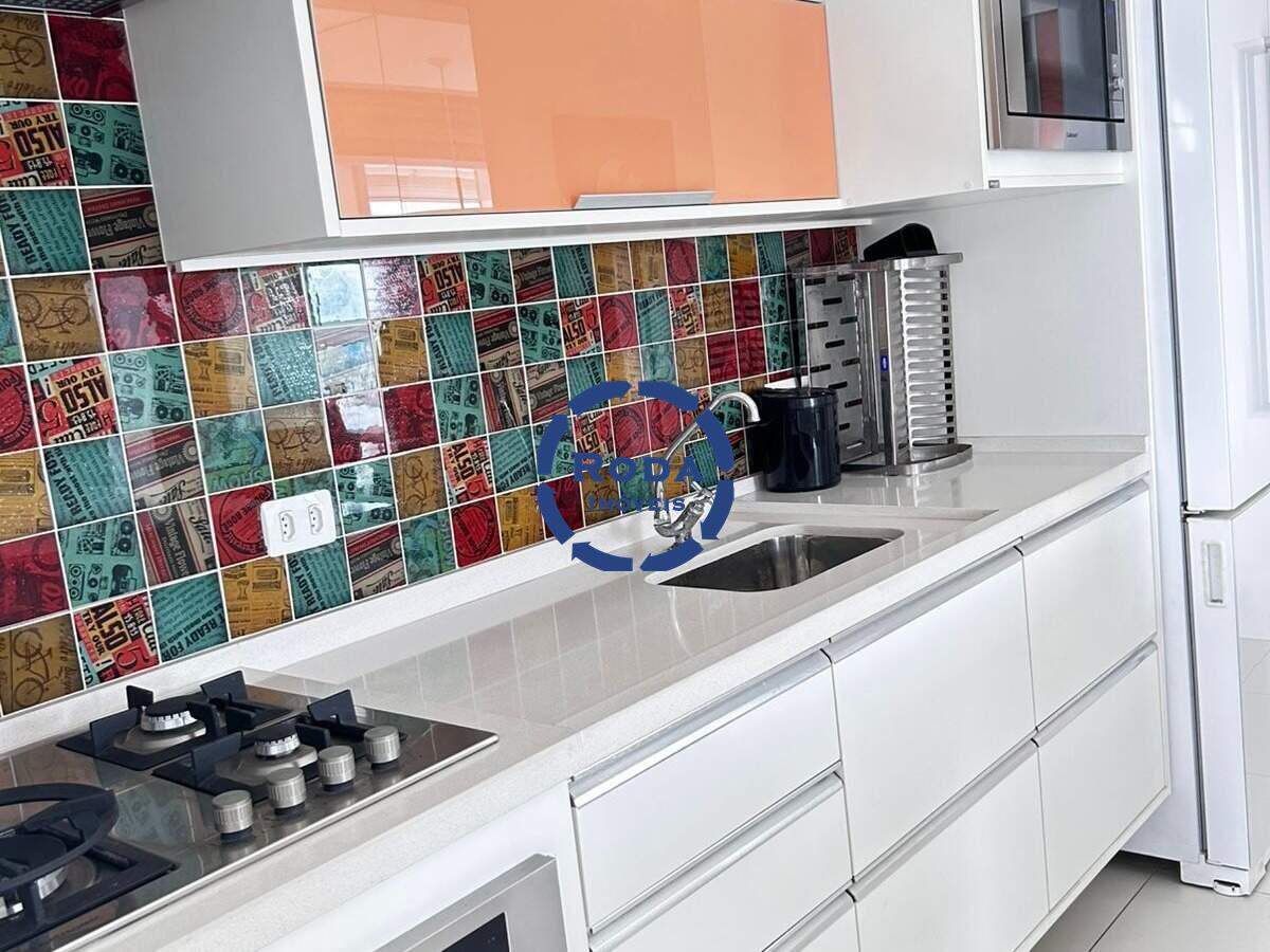 Apartamento à venda no Ponta da Praia: 
