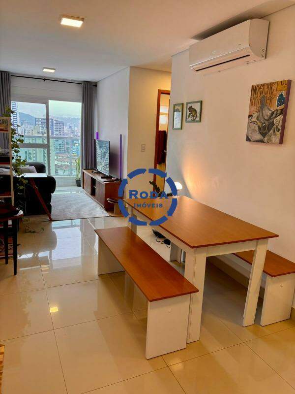 Apartamento à venda no Embaré: 