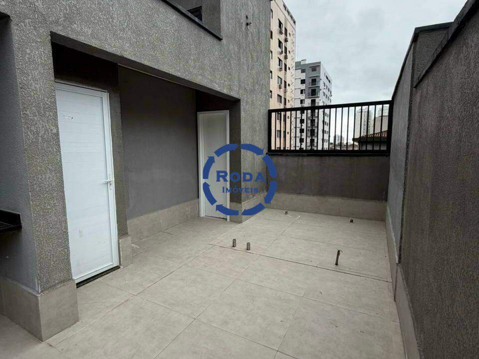 Casa Triplex à venda no Marapé: 