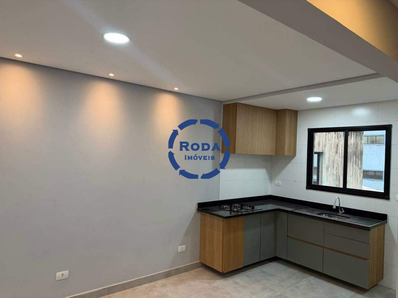 Casa Triplex à venda no Marapé: 