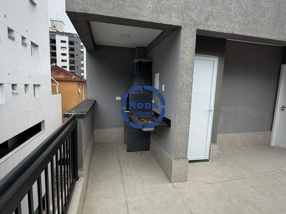 Casa Triplex à venda no Marapé: 