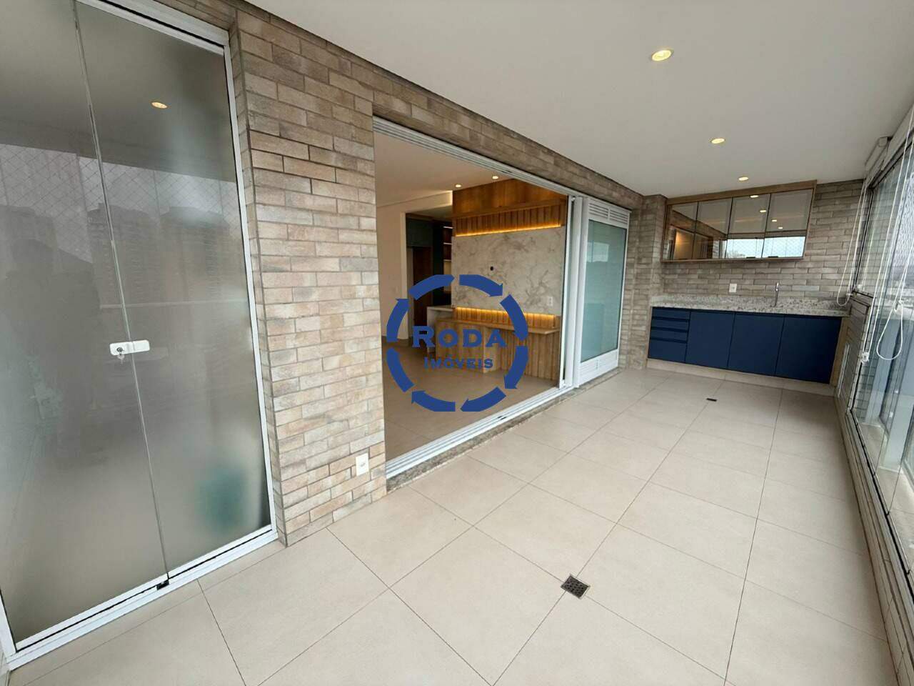 Apartamento à venda no Ponta da Praia: 