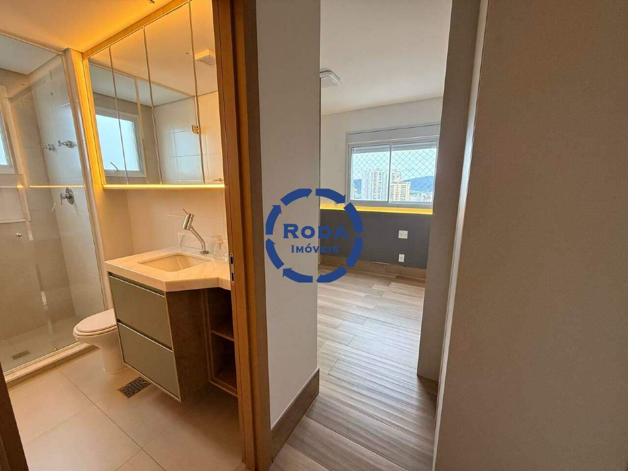 Apartamento à venda no Ponta da Praia: 