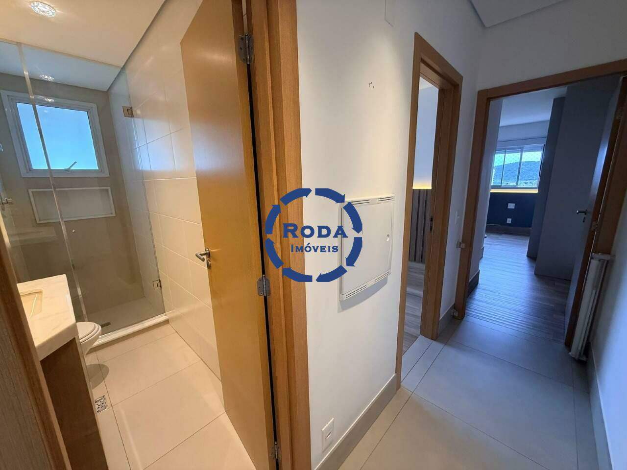 Apartamento à venda no Ponta da Praia: 