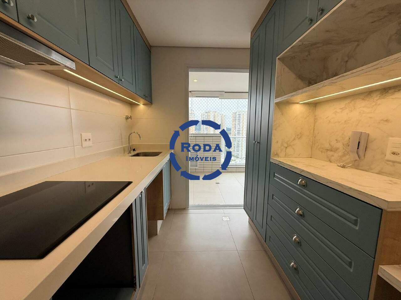 Apartamento à venda no Ponta da Praia: 