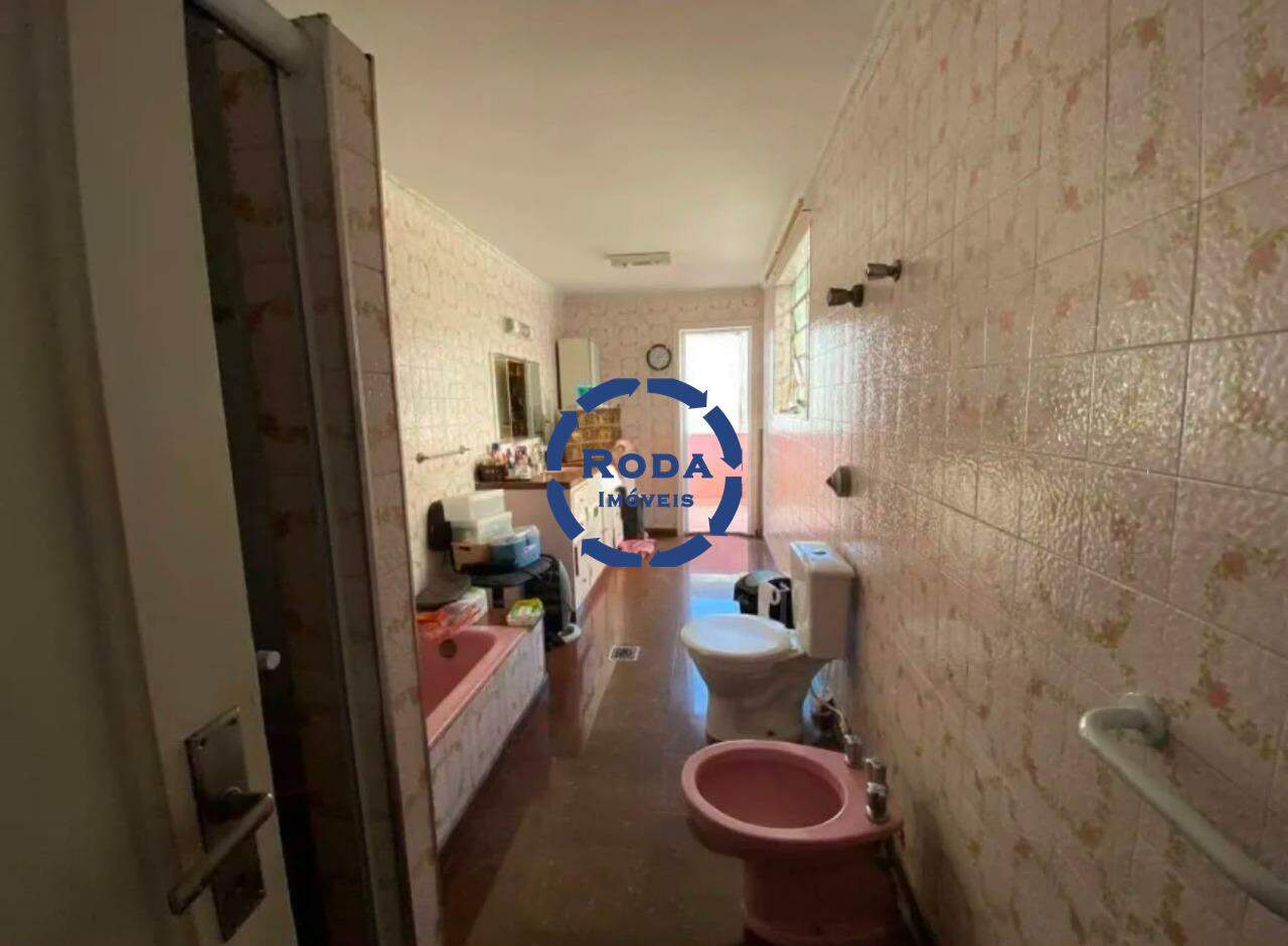 Sobrado à venda no Aparecida: