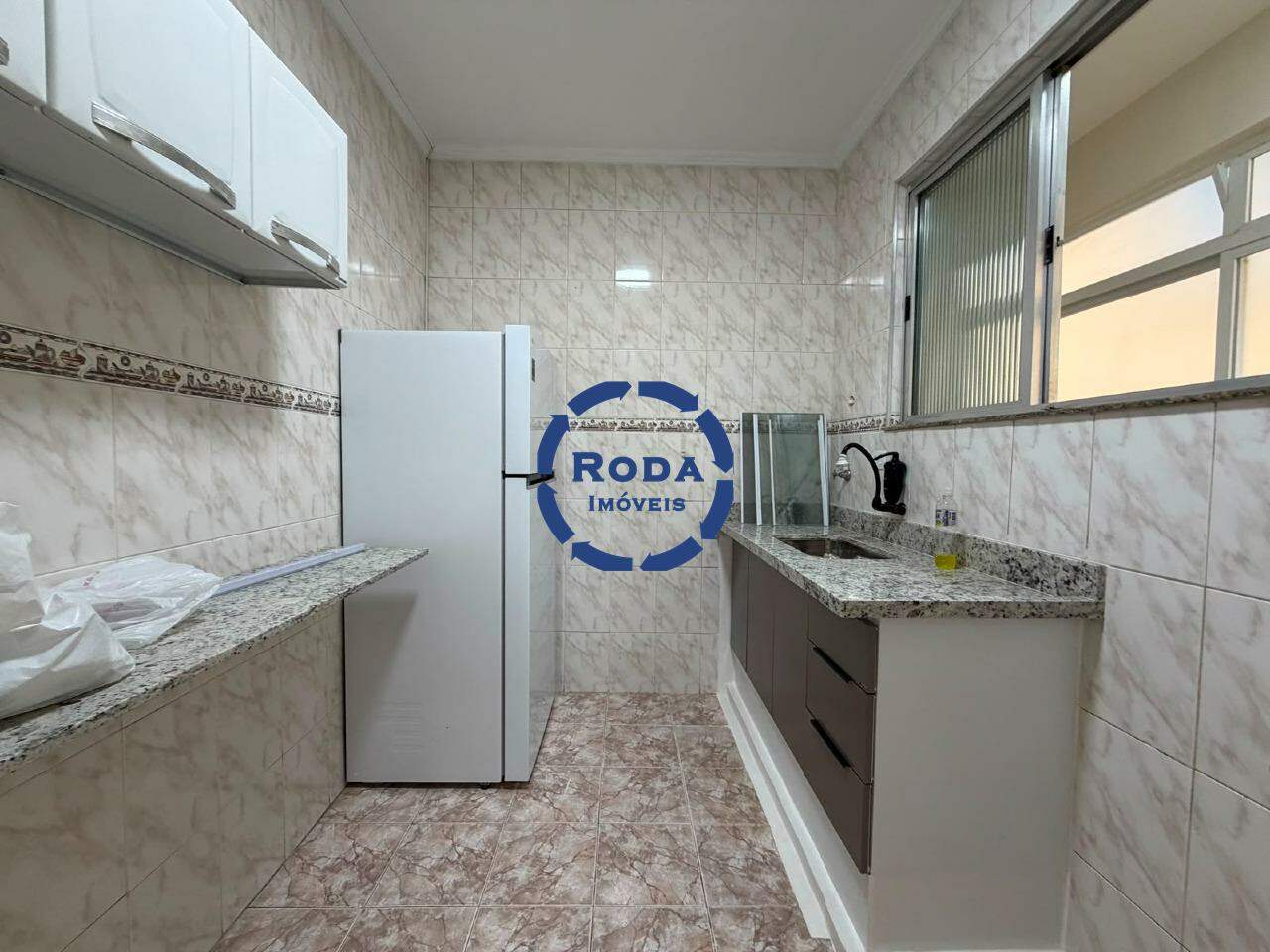 Apartamento para aluguel no Embaré: 