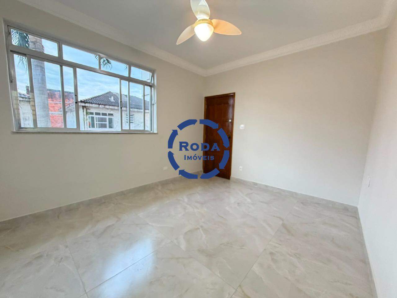Apartamento para aluguel no Embaré: 