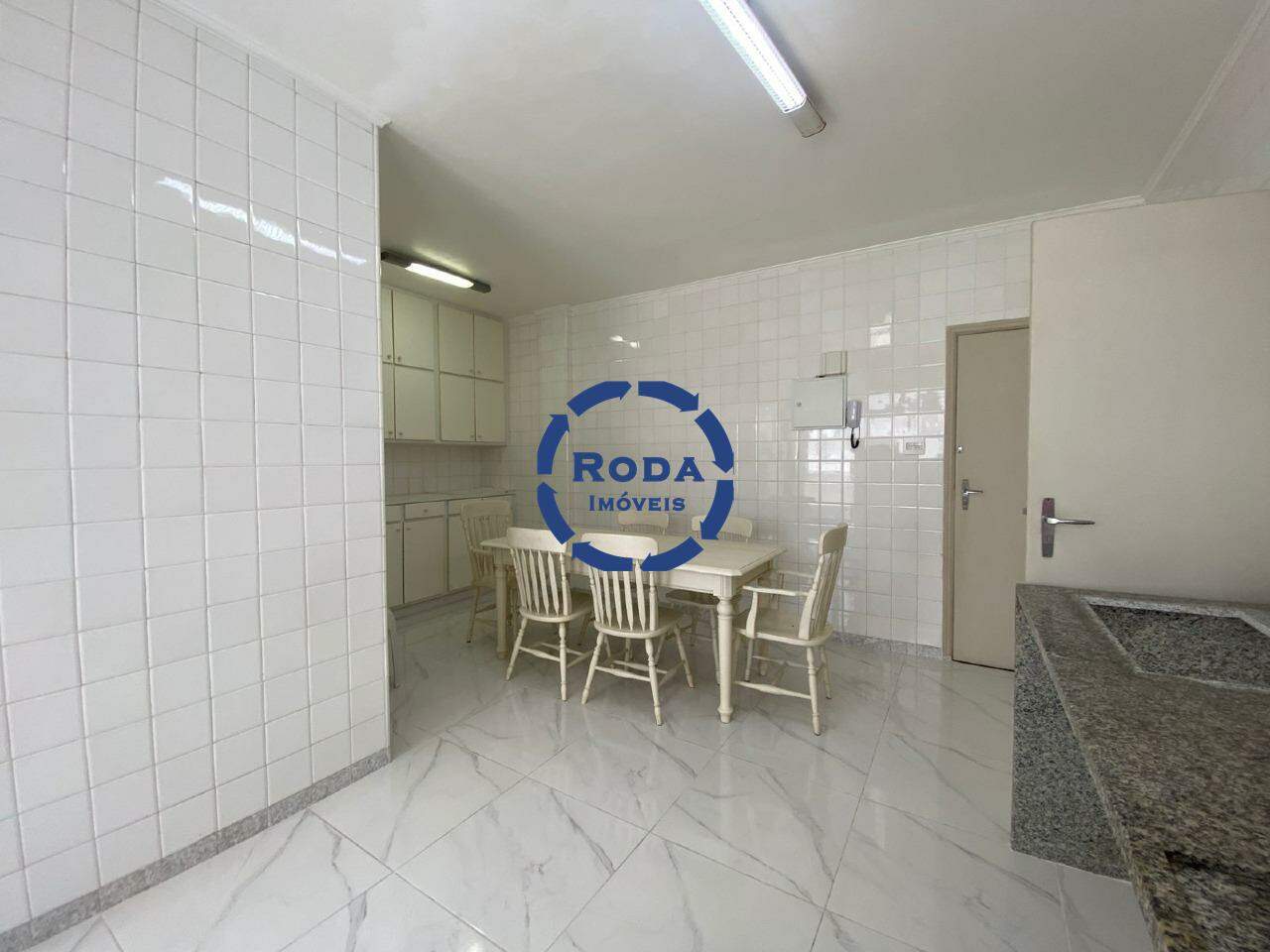 Apartamento à venda no Ponta da Praia: 