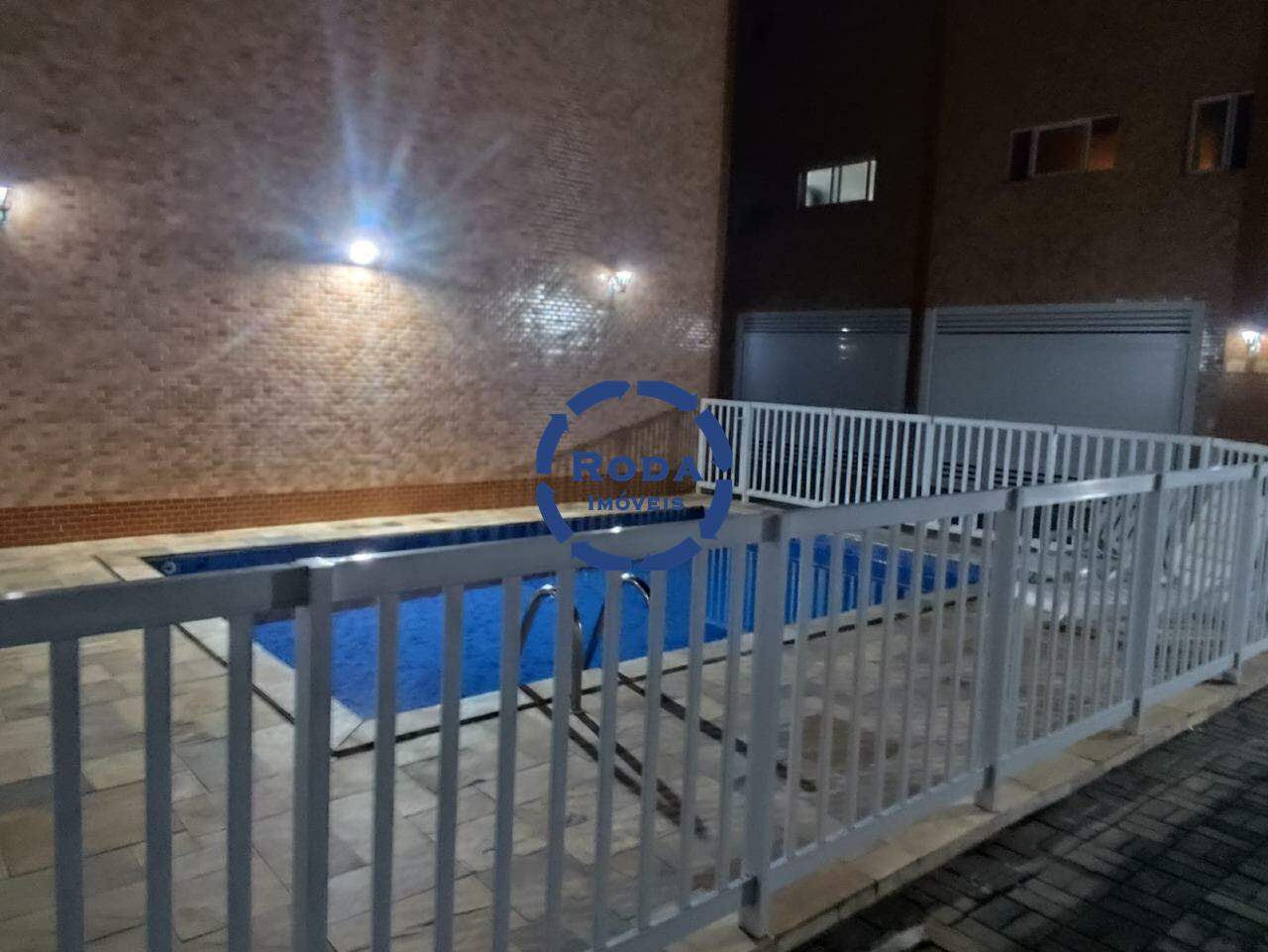Casa de Condomínio à venda no Marapé: 