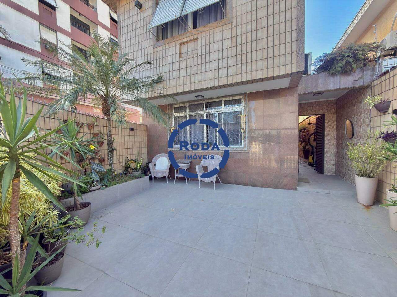 Casa à venda no Ponta da Praia: 