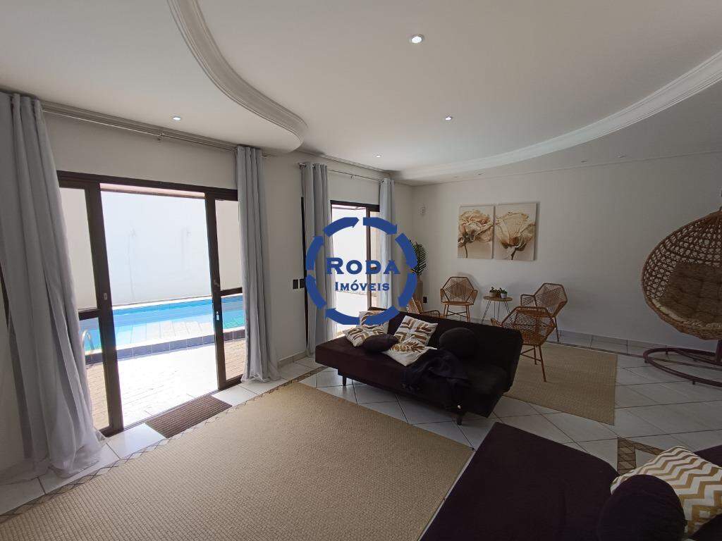 Casa à venda no Ponta da Praia: 