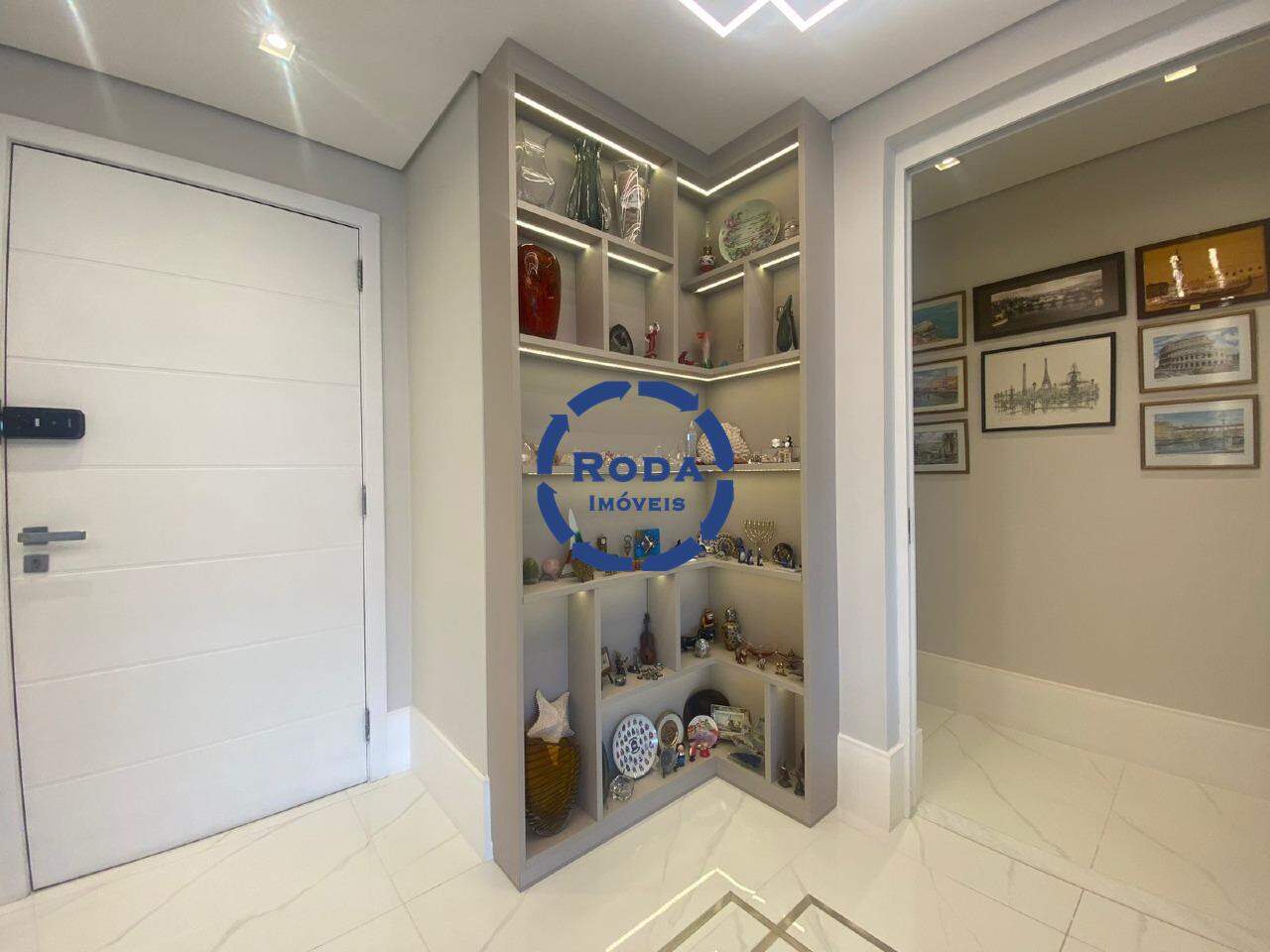 Apartamento à venda no Embaré: 