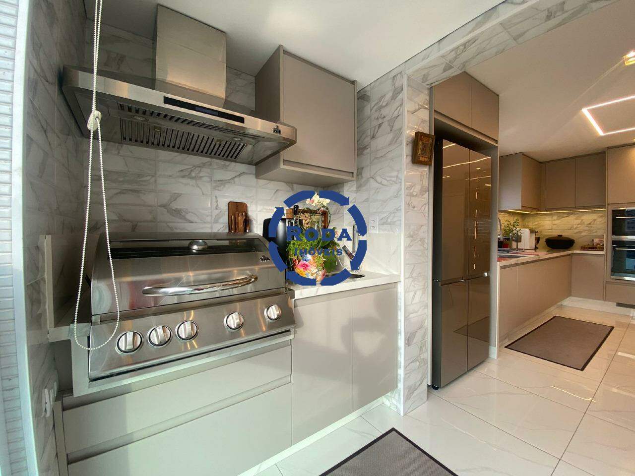 Apartamento à venda no Embaré: 