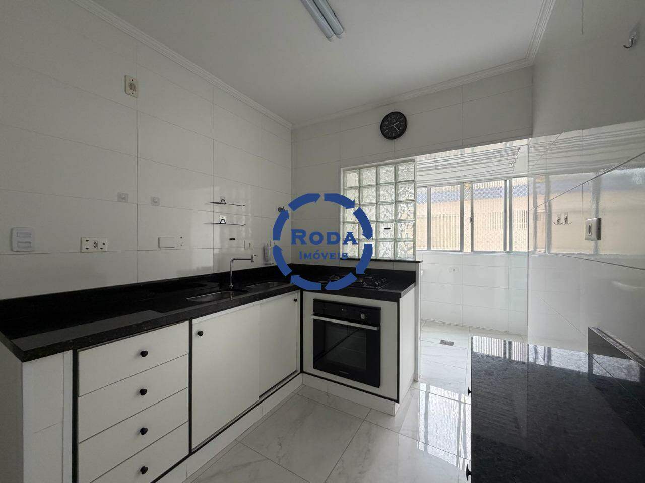 Apartamento para aluguel no Embaré: 