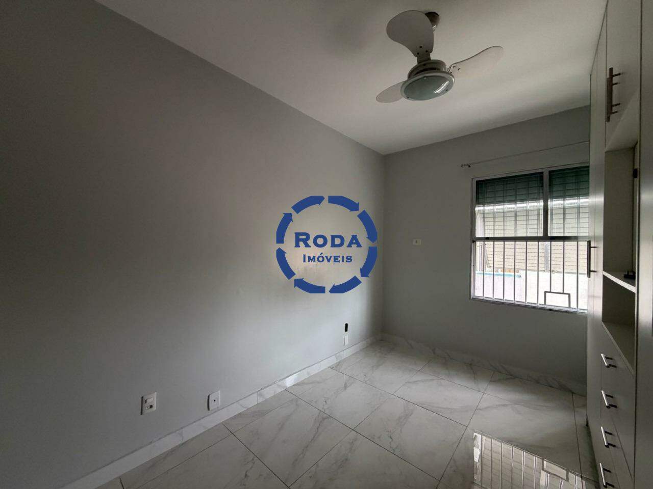 Apartamento para aluguel no Embaré: 