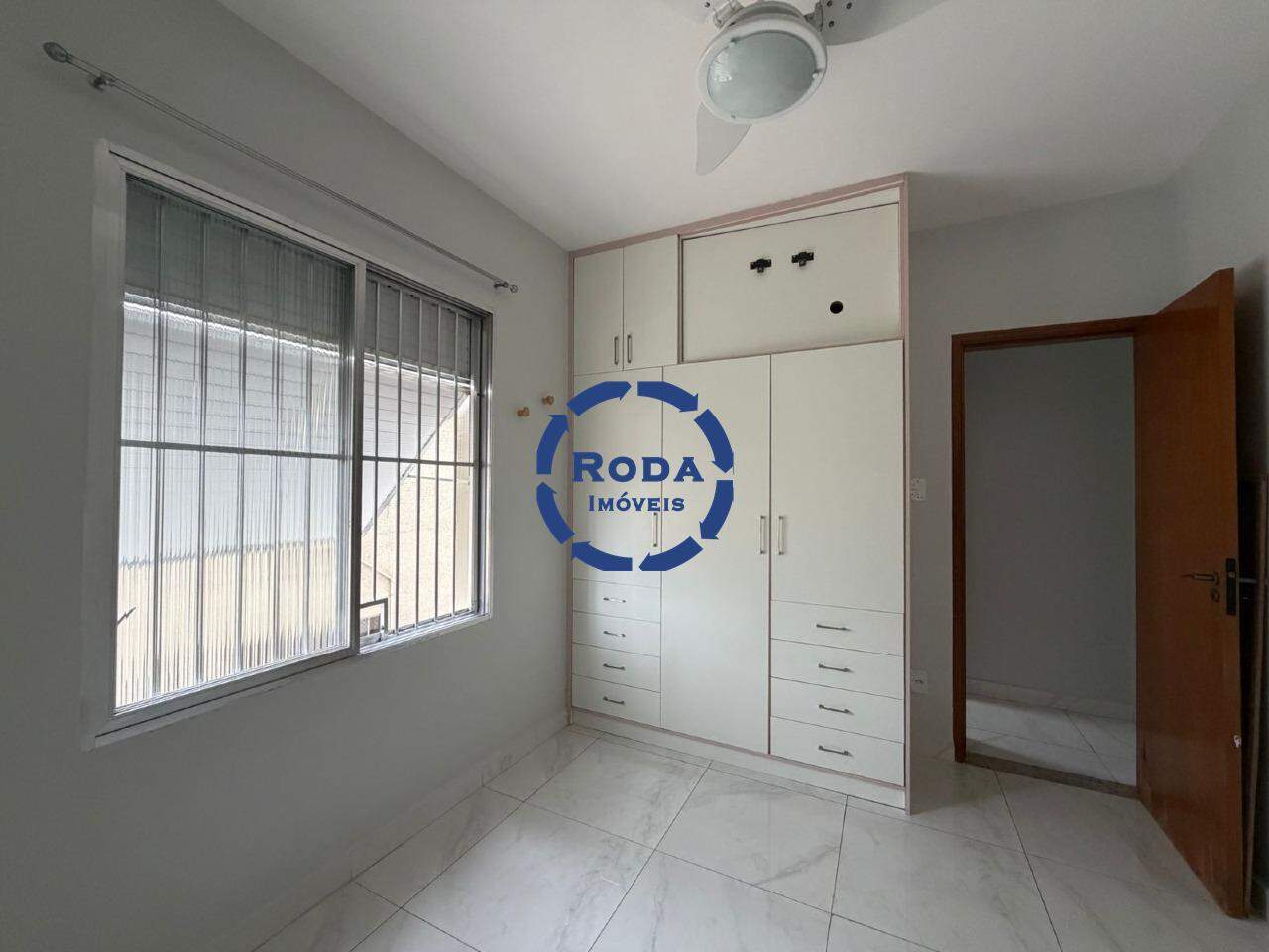 Apartamento para aluguel no Embaré: 