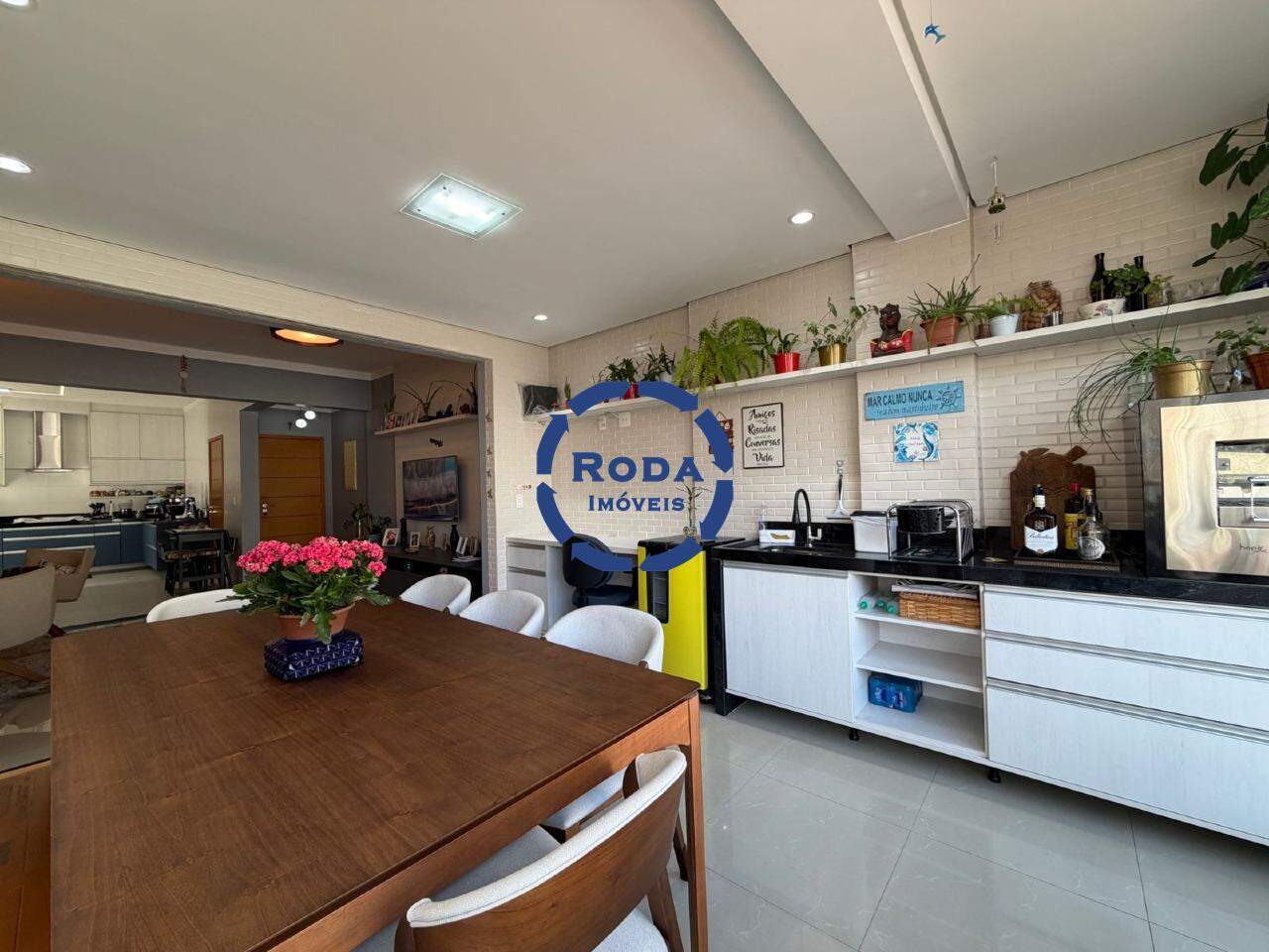 Apartamento à venda no Embaré: 