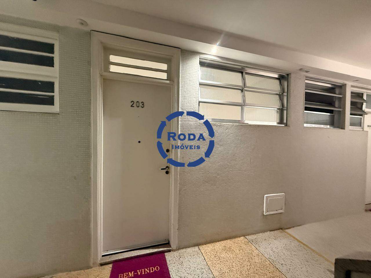 Apartamento à venda no Aparecida: entrada social mais de serviço