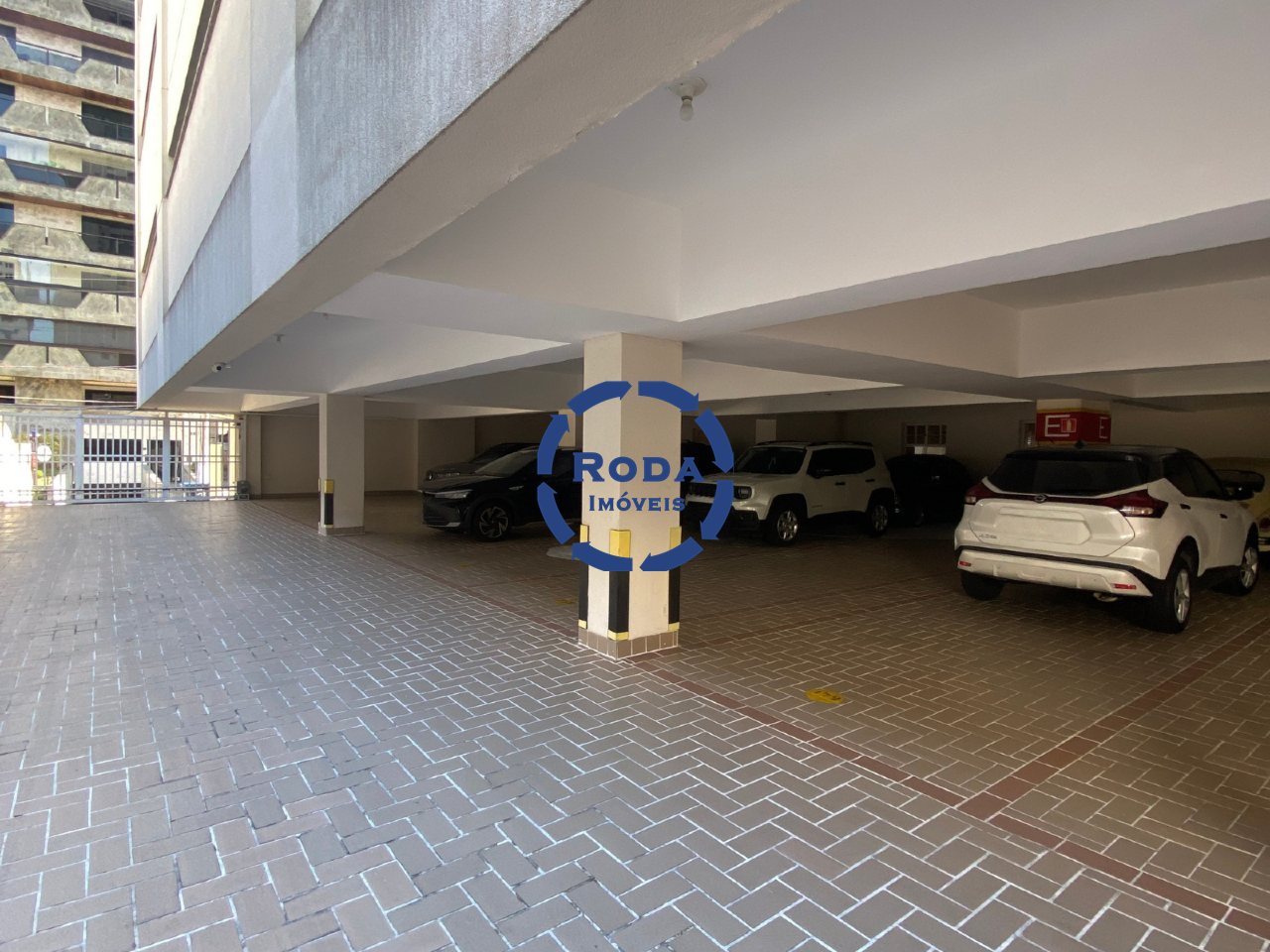 Apartamento à venda no Boqueirão: Garagem