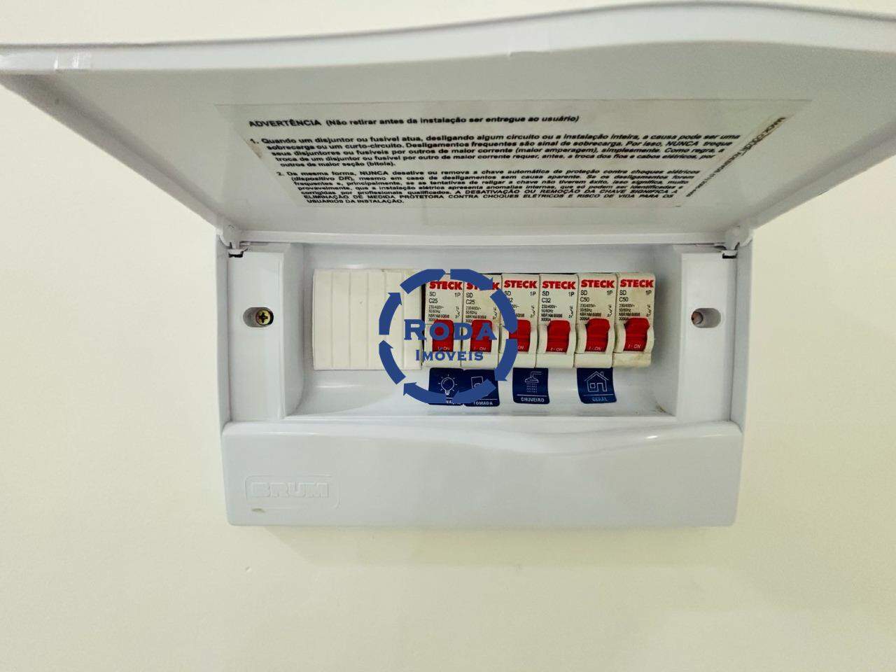 Sala Living à venda no Boqueirão: 