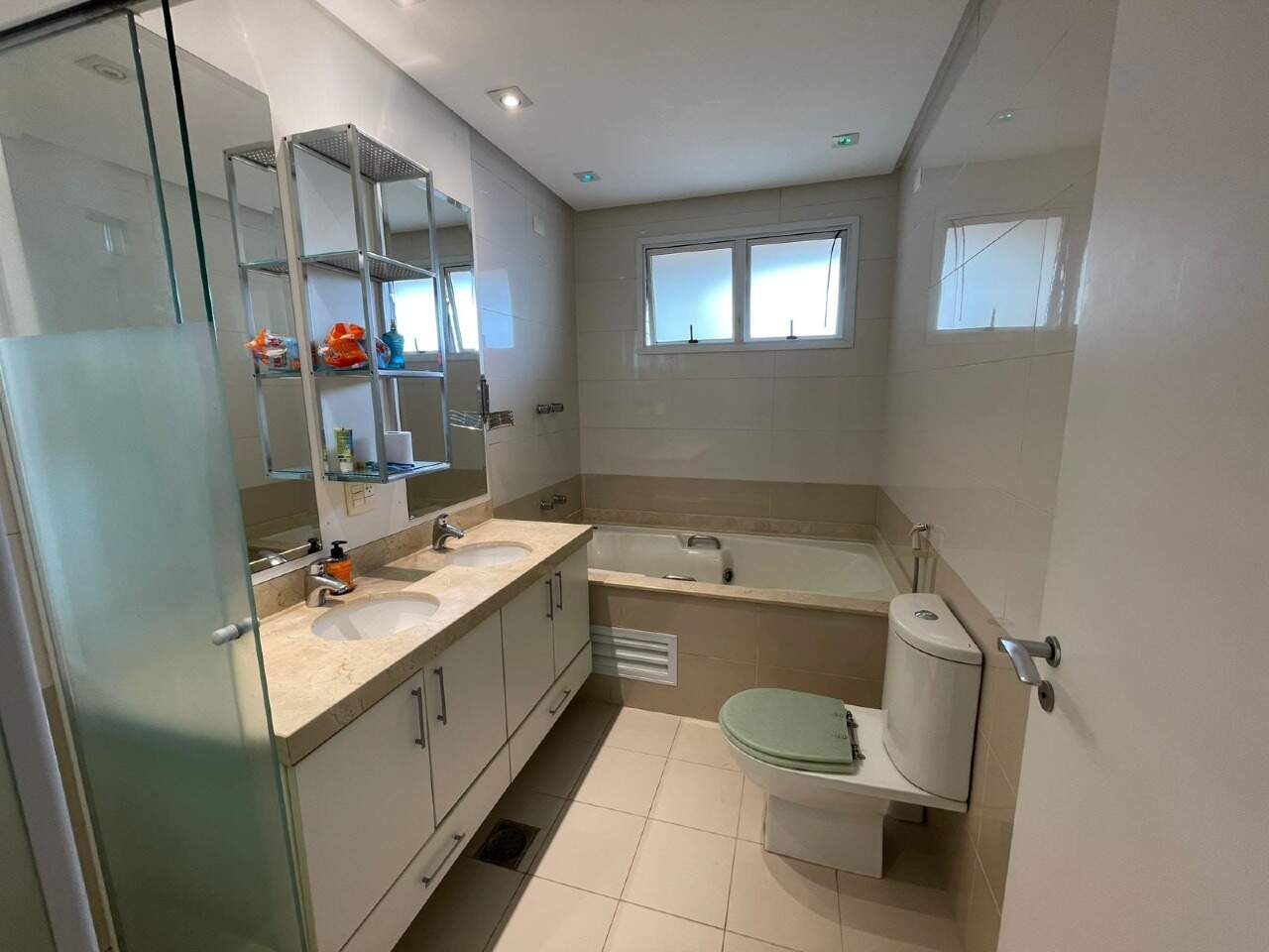 Apartamento à venda no Gonzaga: