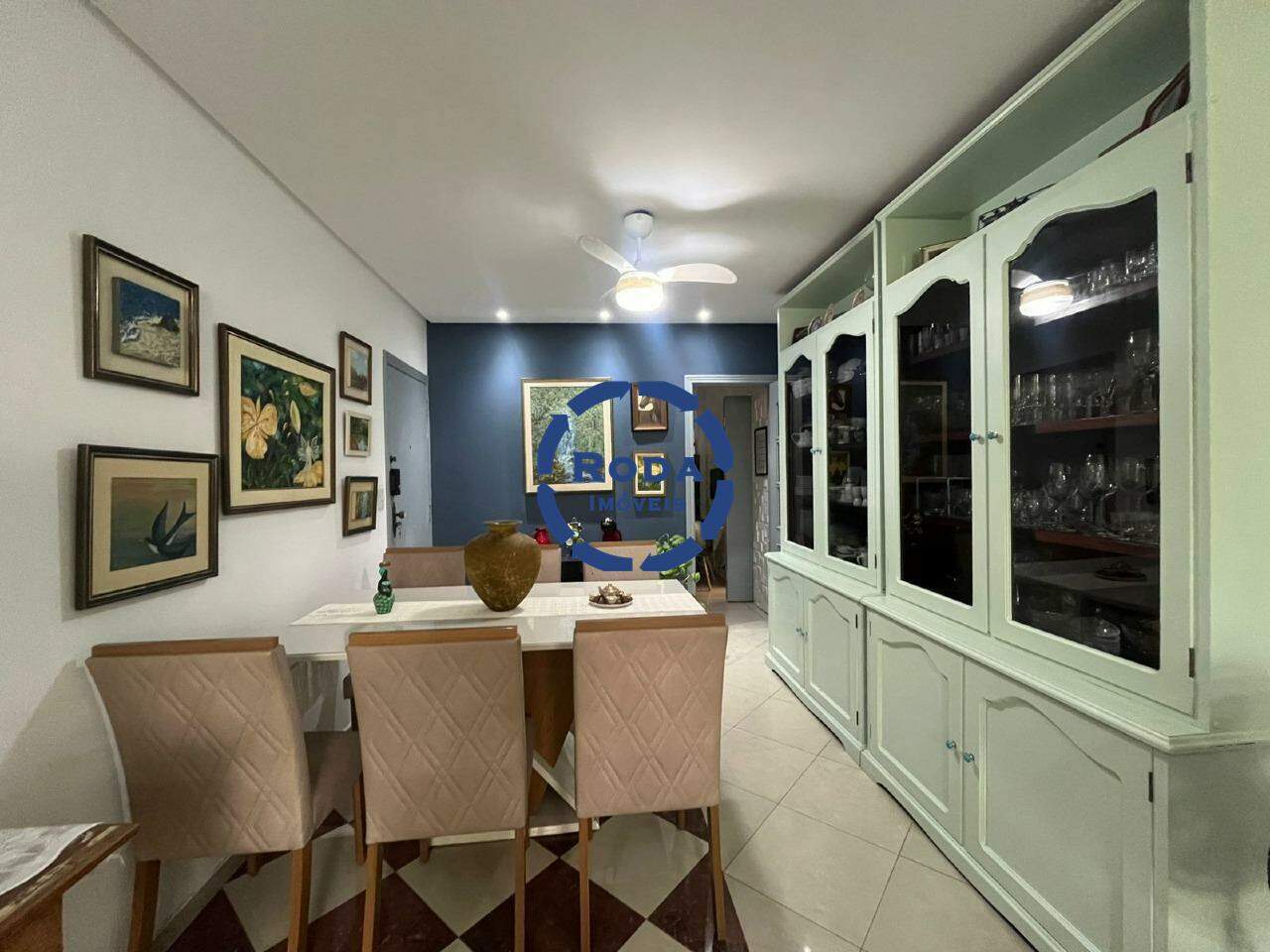 Apartamento à venda no Ponta da Praia: 