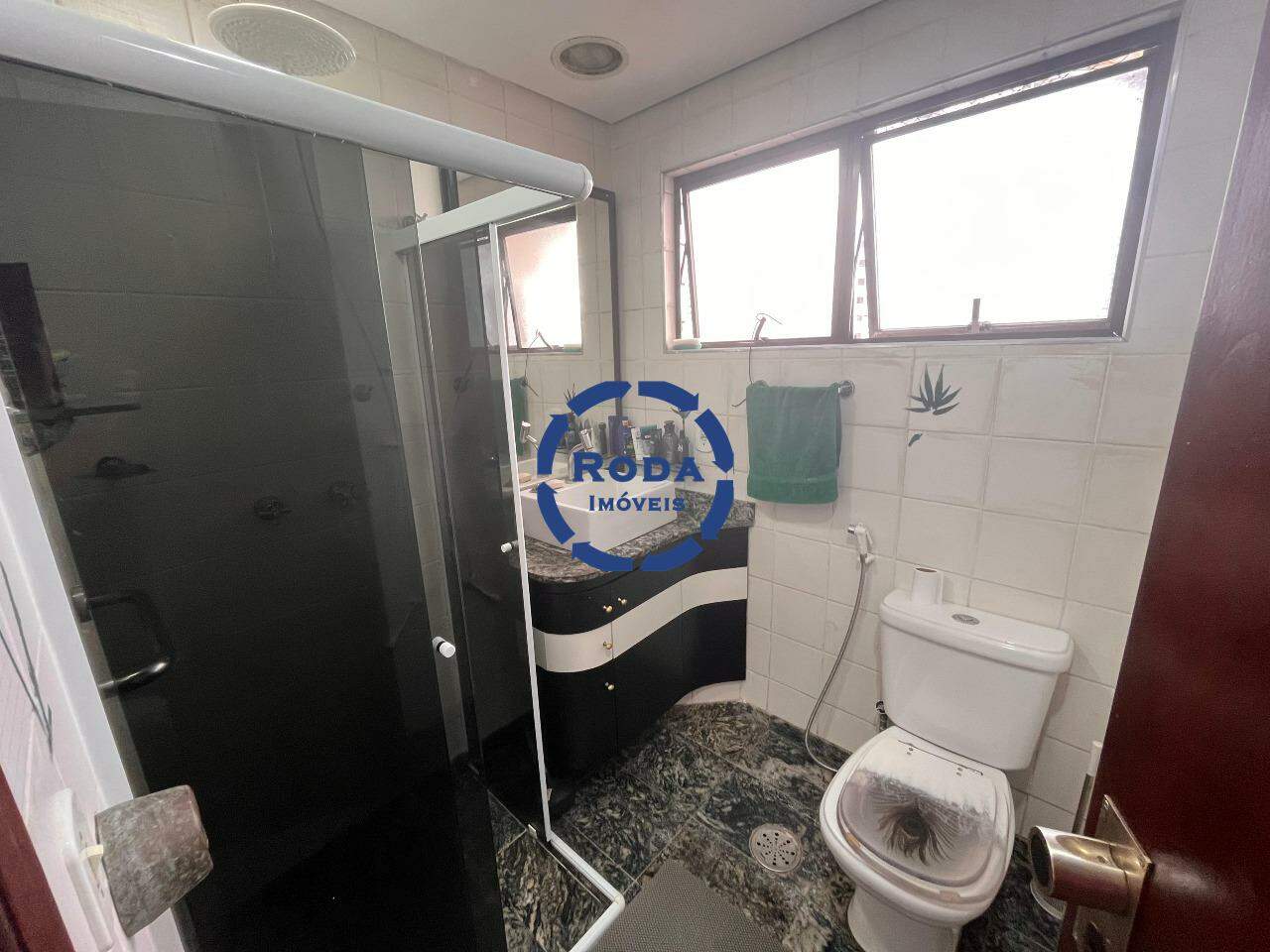 Apartamento à venda no Ponta da Praia: 