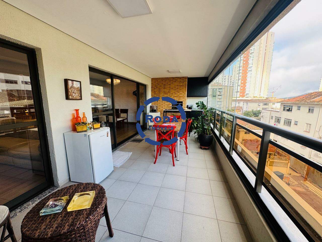 Apartamento à venda no Ponta da Praia: 
