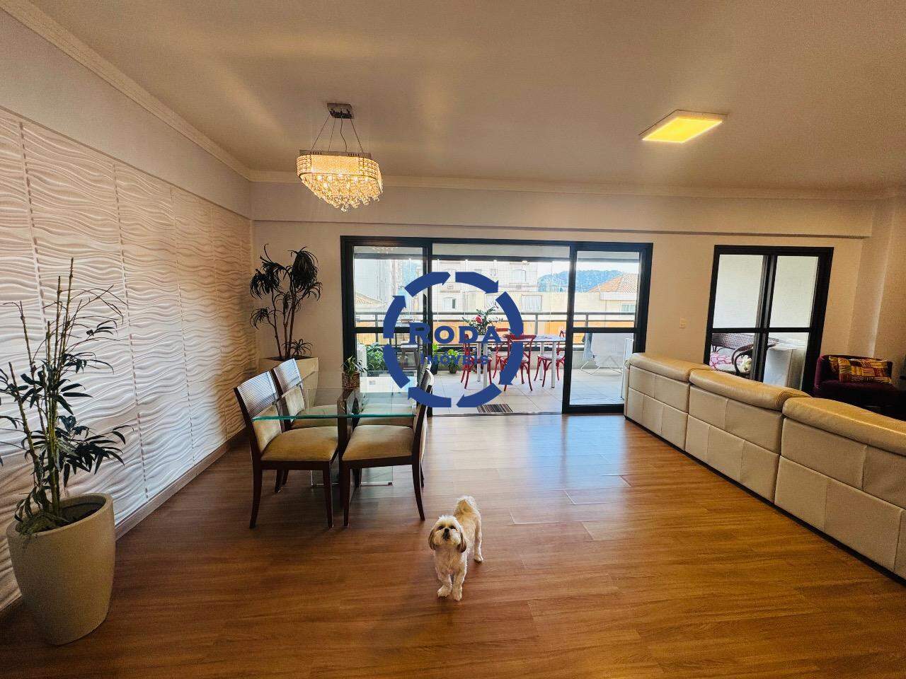 Apartamento à venda no Ponta da Praia: 
