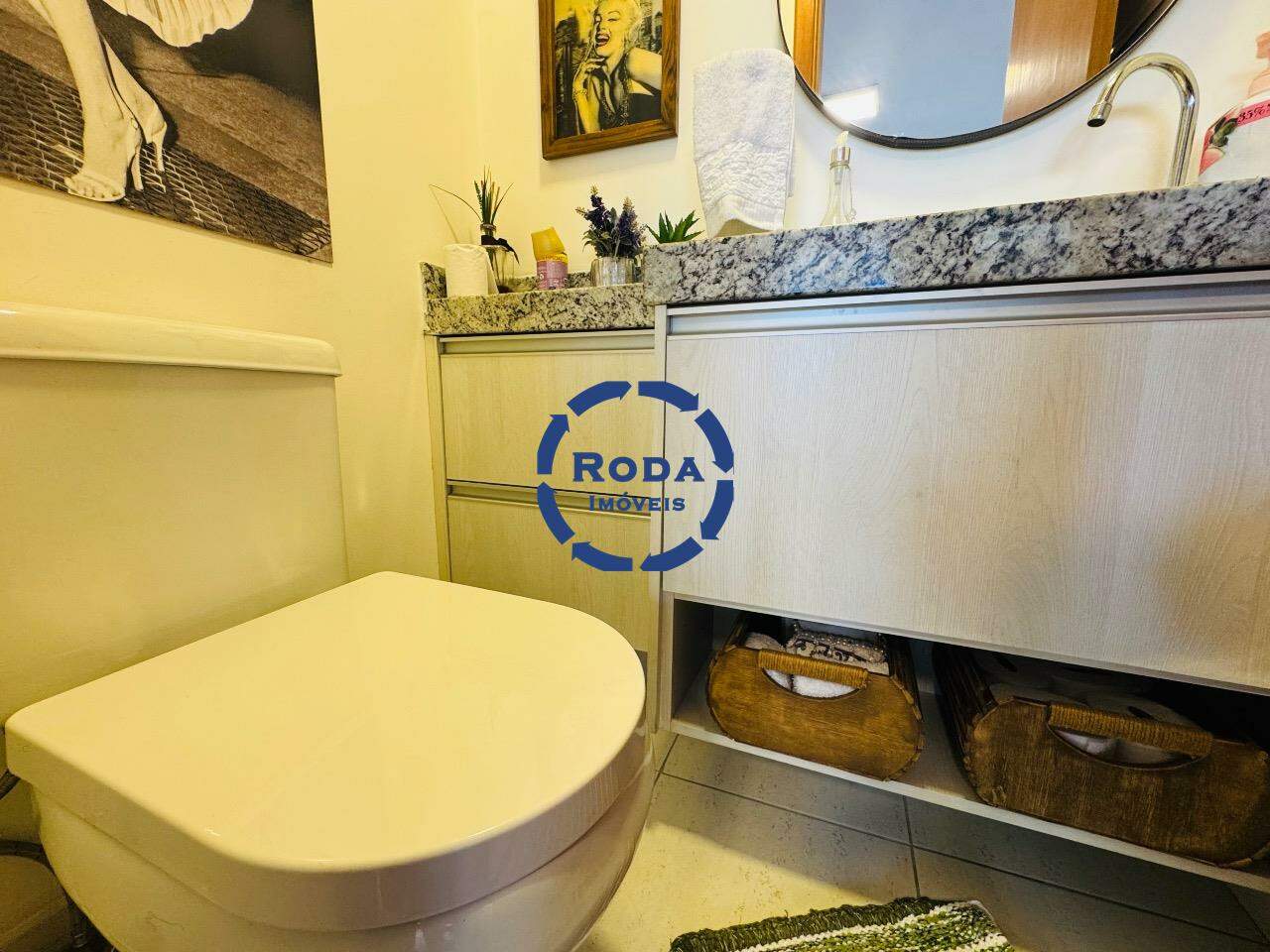 Apartamento à venda no Ponta da Praia: 