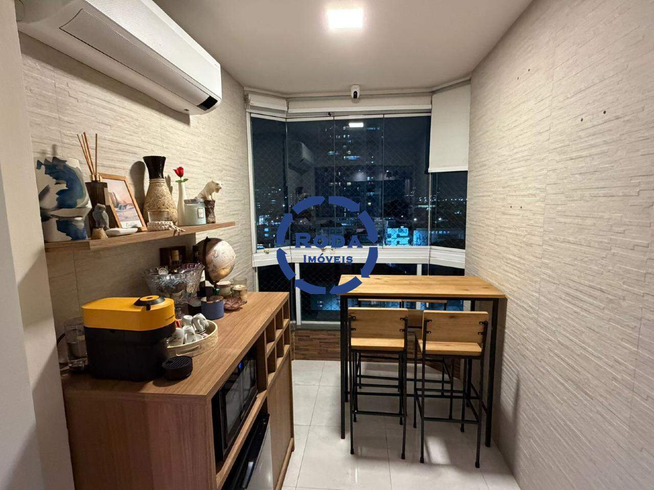 Apartamento à venda no Encruzilhada: