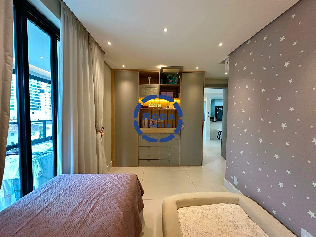 Apartamento à venda no Ponta da Praia: 