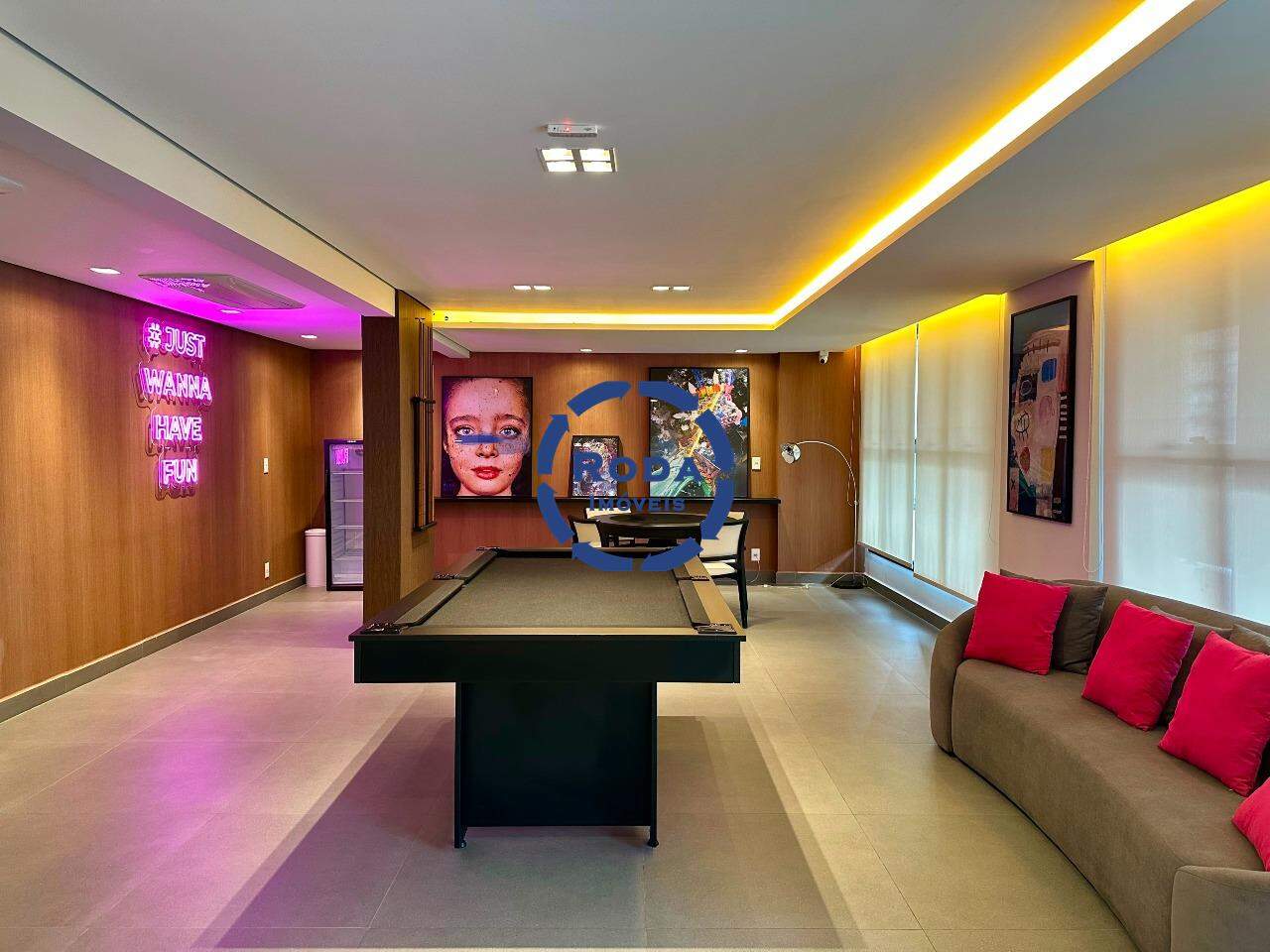Apartamento à venda no Ponta da Praia: 