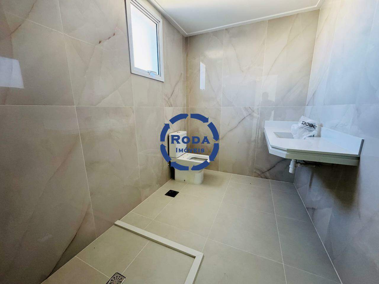 Apartamento à venda no Aparecida: banheiro da suite