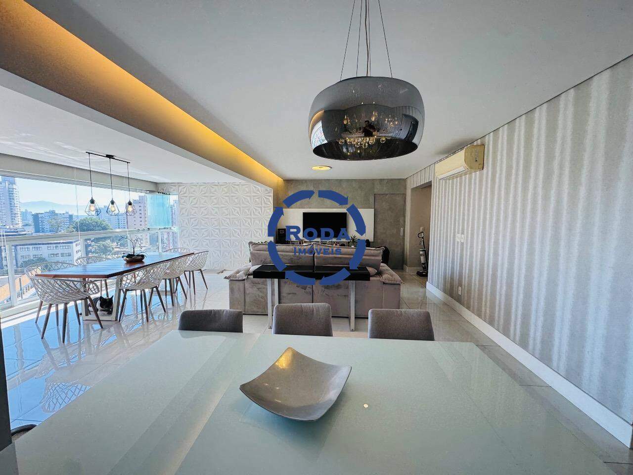 Apartamento à venda no Ponta da Praia: 