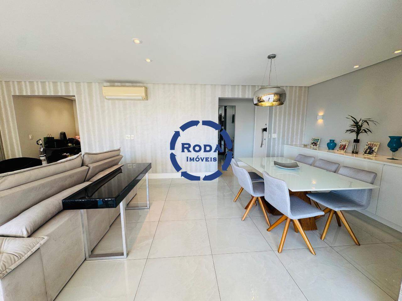 Apartamento à venda no Ponta da Praia: 