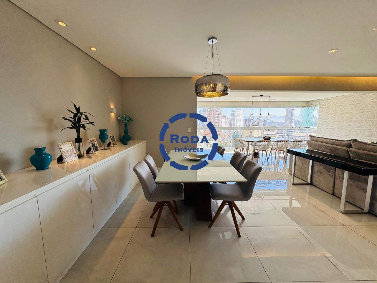 Apartamento à venda no Ponta da Praia: 