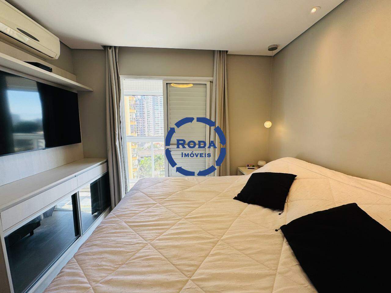 Apartamento à venda no Ponta da Praia: 