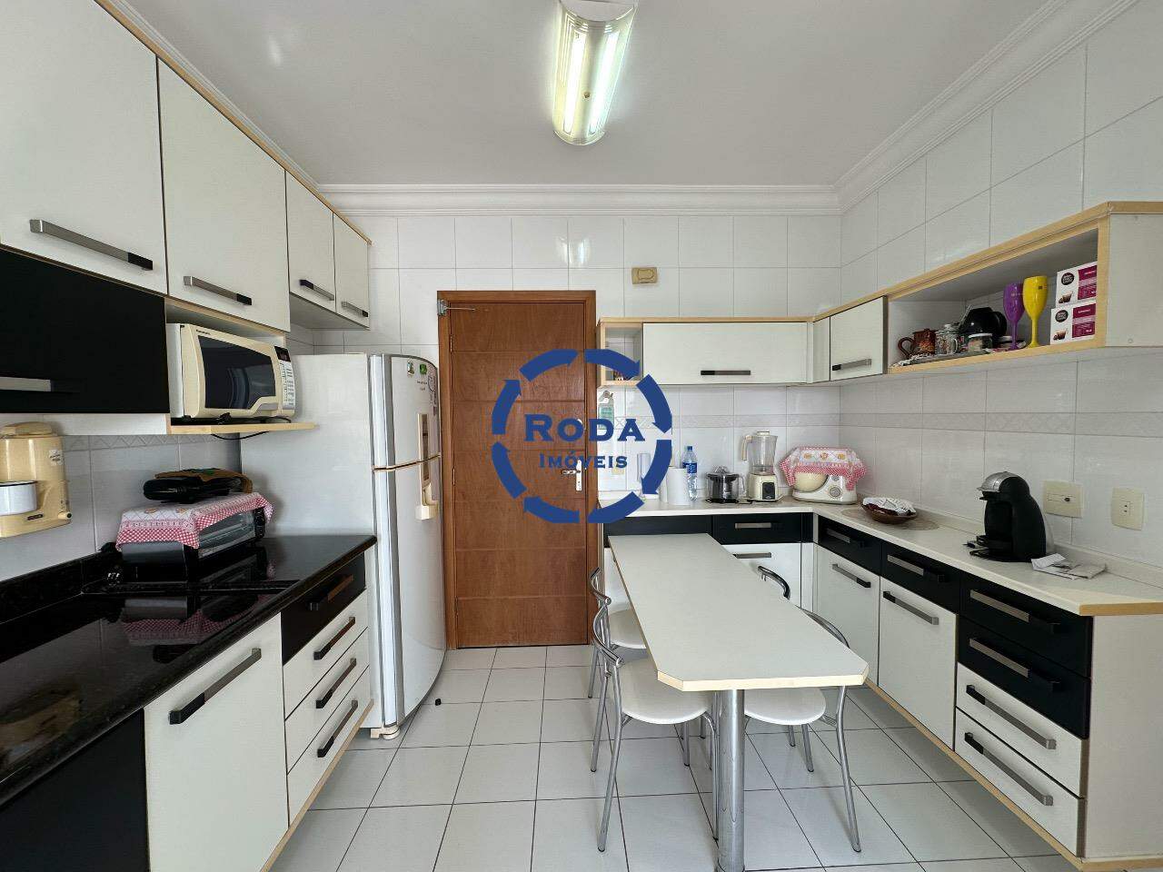 Apartamento à venda no Embaré: 