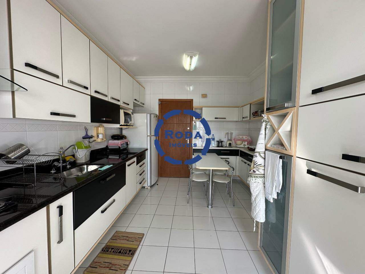 Apartamento à venda no Embaré: 