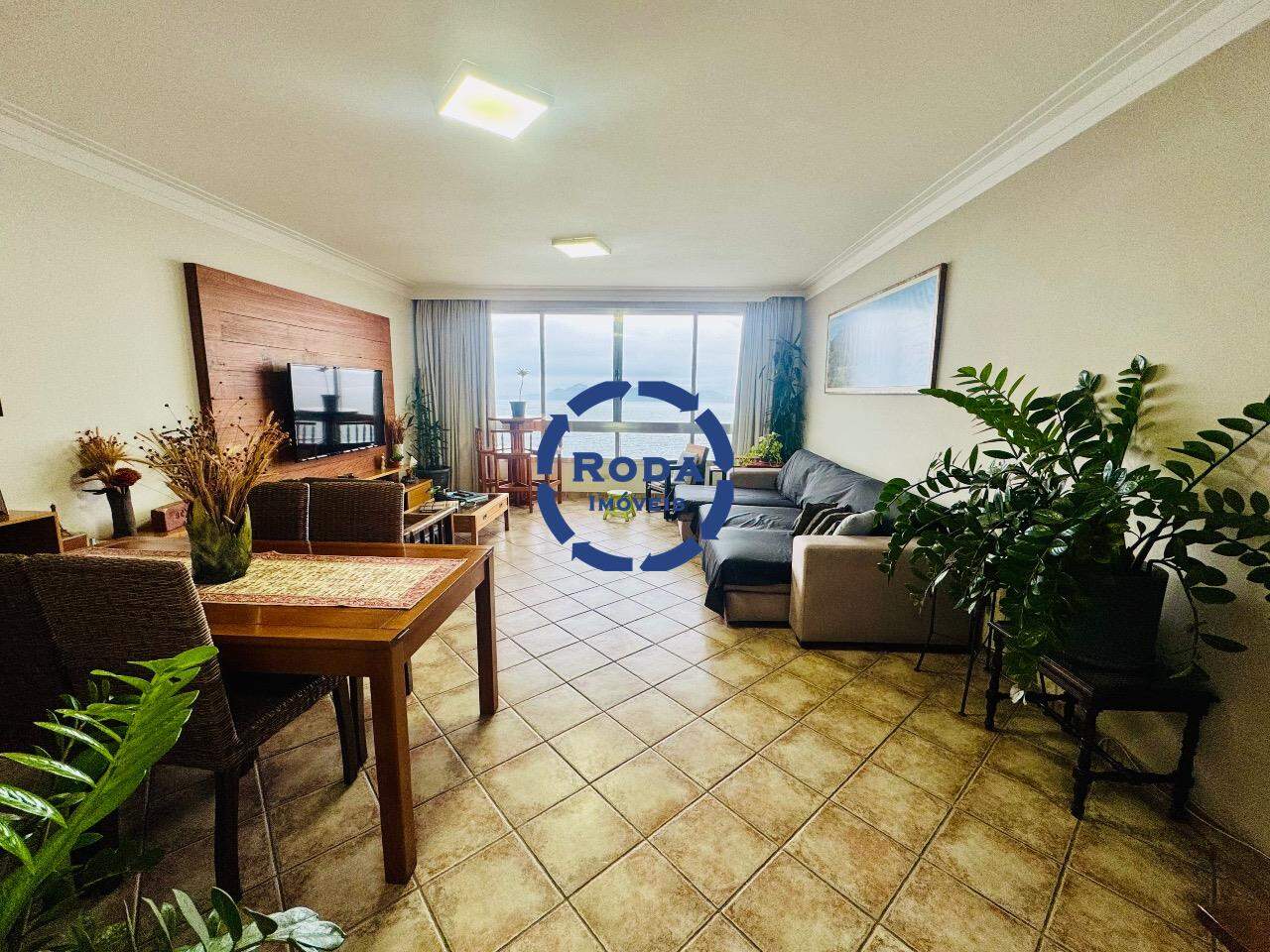 Apartamento à venda no Ponta da Praia: 