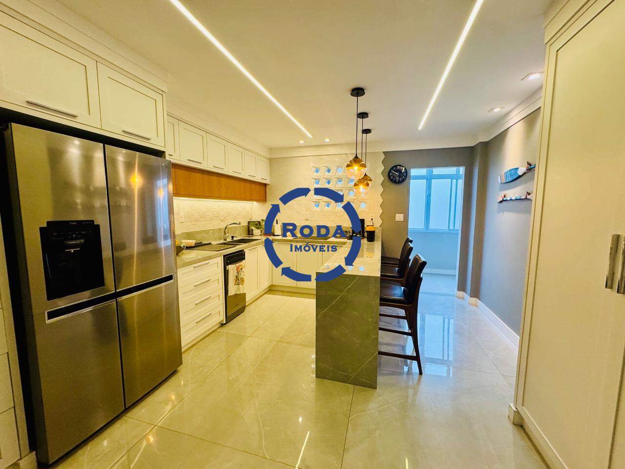 Apartamento à venda no Ponta da Praia: