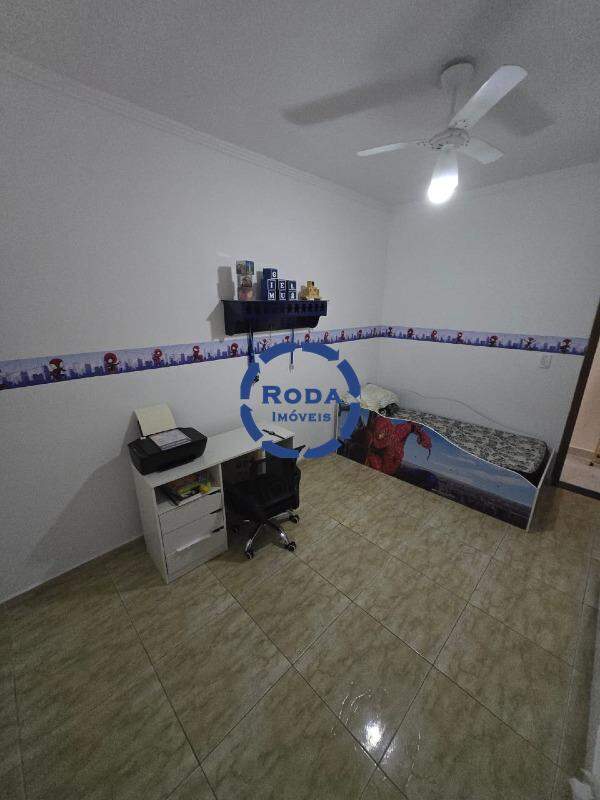 Casa Sobreposta baixa para aluguel no Vila Belmiro: 