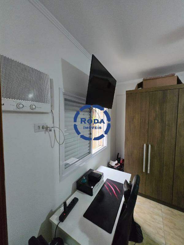 Casa Sobreposta baixa para aluguel no Vila Belmiro: 