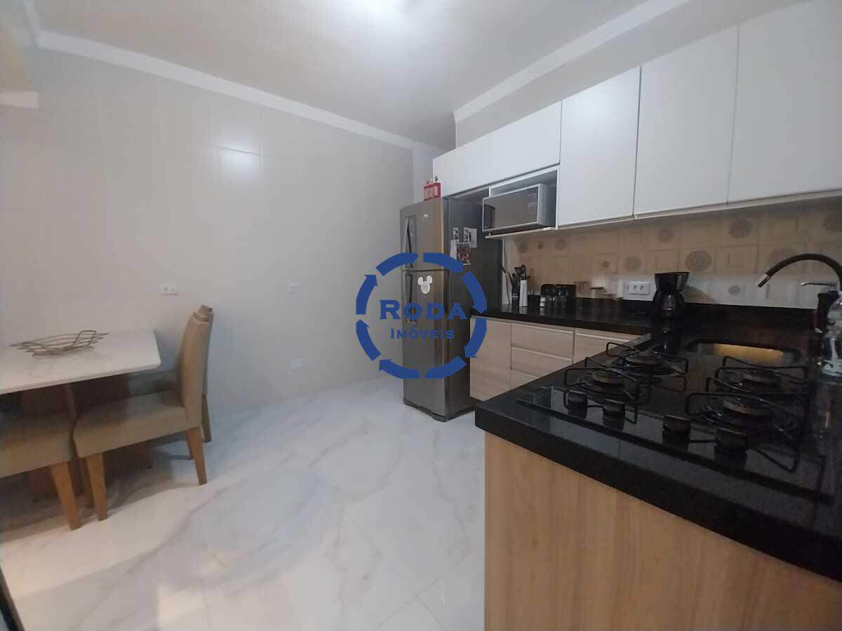 Casa Sobreposta baixa para aluguel no Vila Belmiro: 